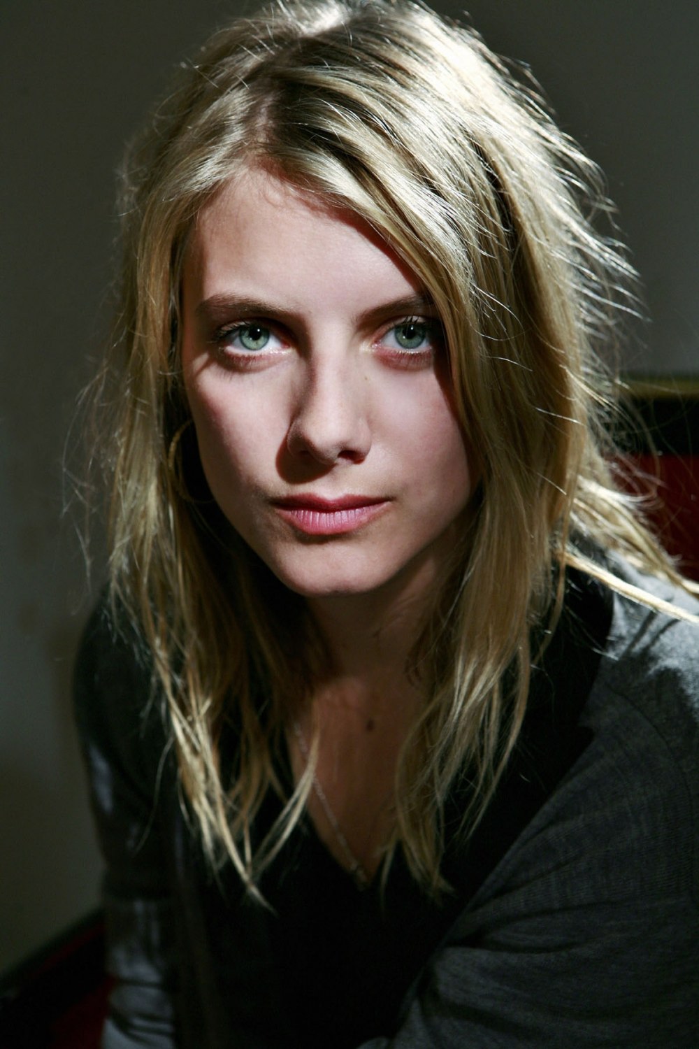 1000x1500 > Melanie Laurent Wallpapers