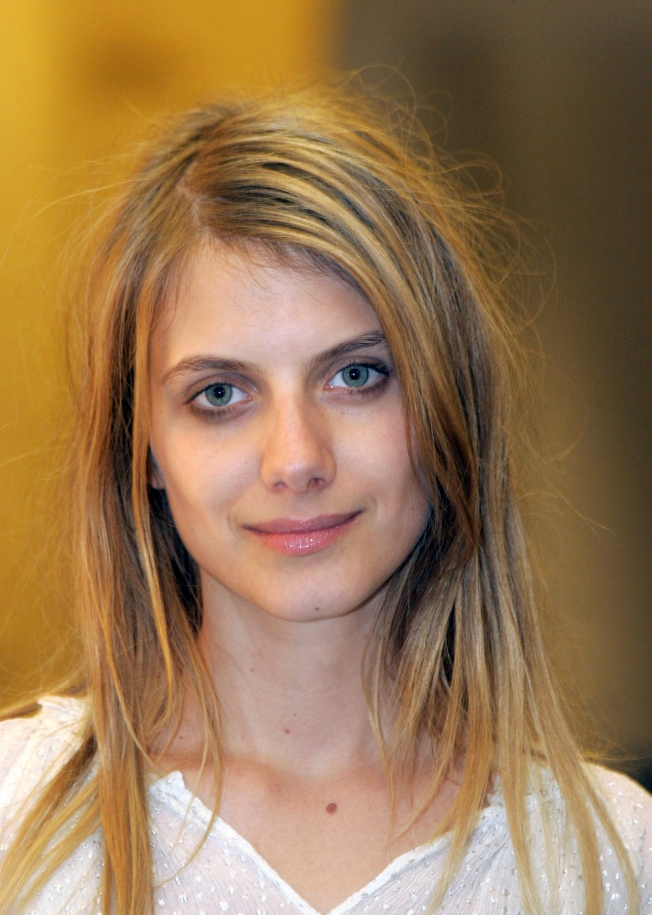 Melanie Laurent Backgrounds on Wallpapers Vista