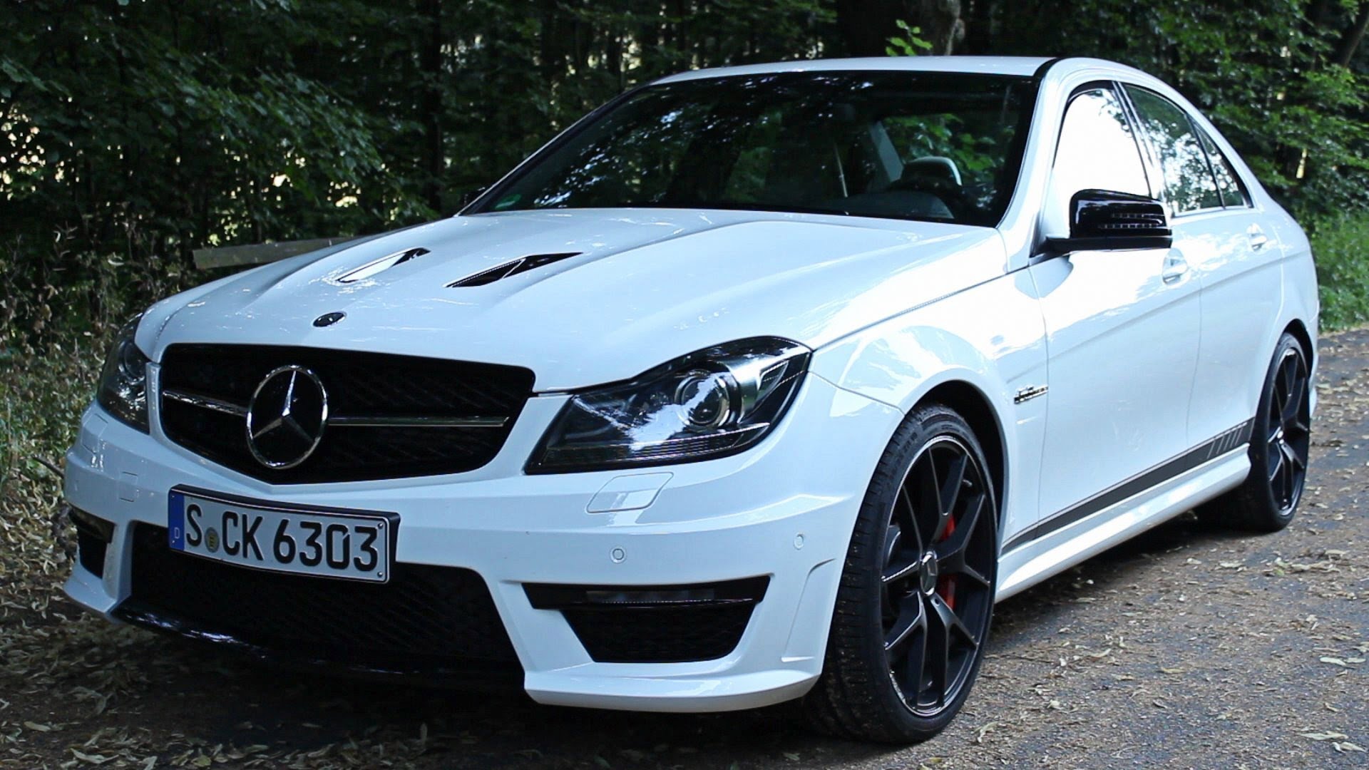 HQ Mercedes Benz C63 Amg Wallpapers | File 287.5Kb