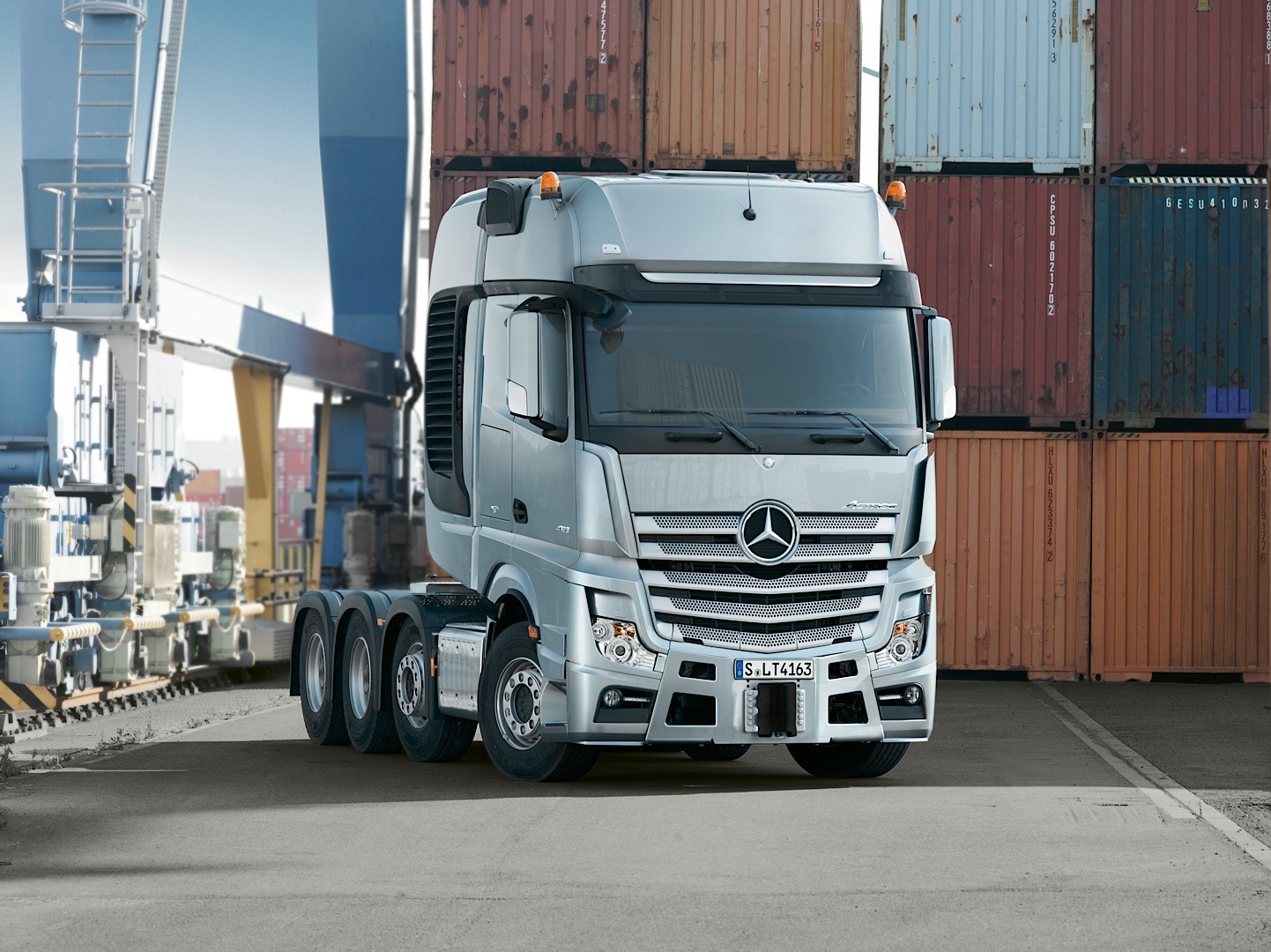 Mercedes Benz Actros Wallpapers Vehicles Hq Mercedes Benz Actros Pictures 4k Wallpapers 2019