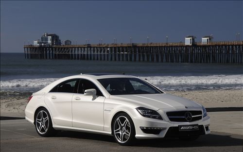 Images of Mercedes-Benz CLS63 | 500x313