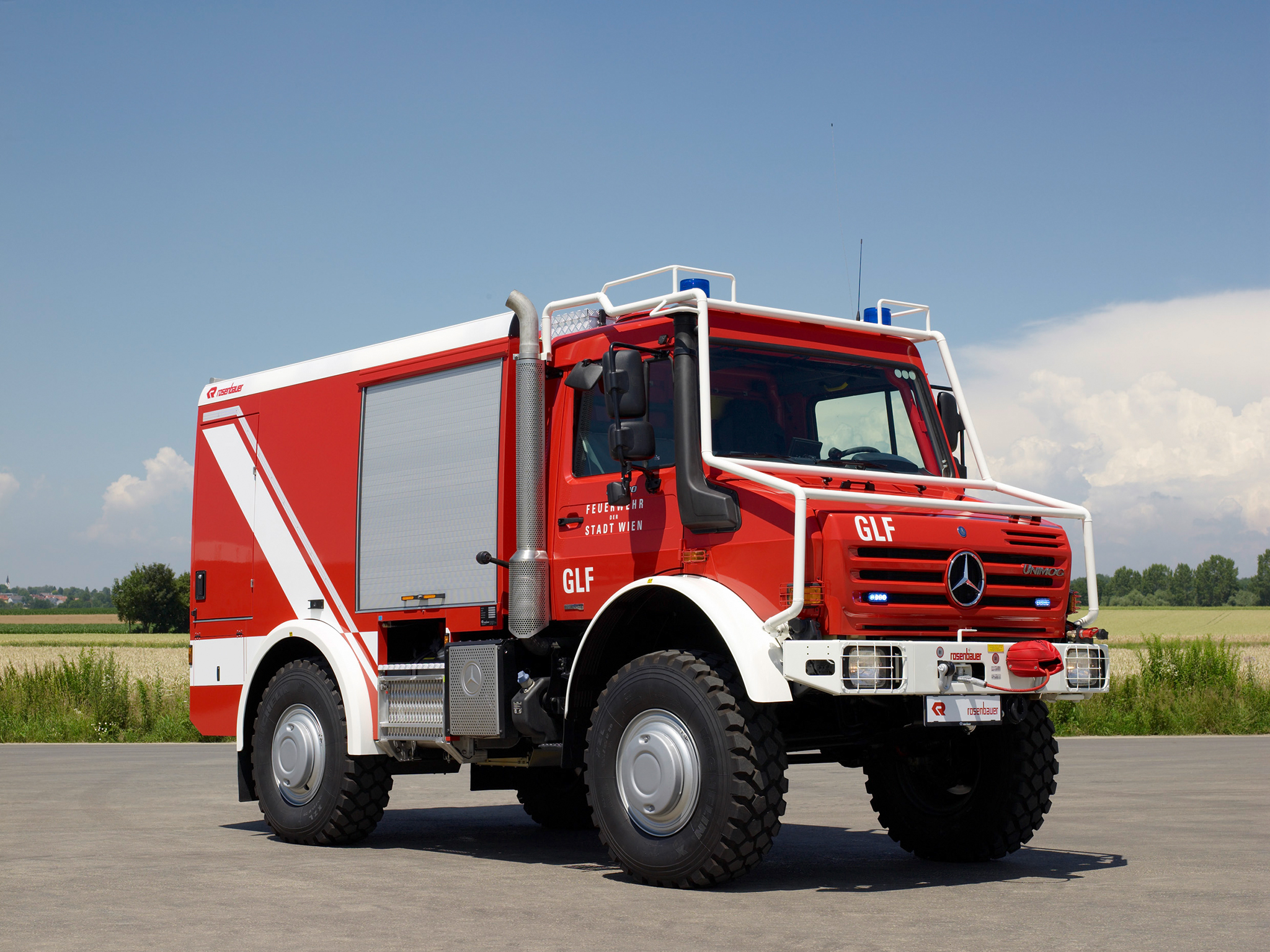 Amazing Mercedes-benz Fire Truck Pictures & Backgrounds