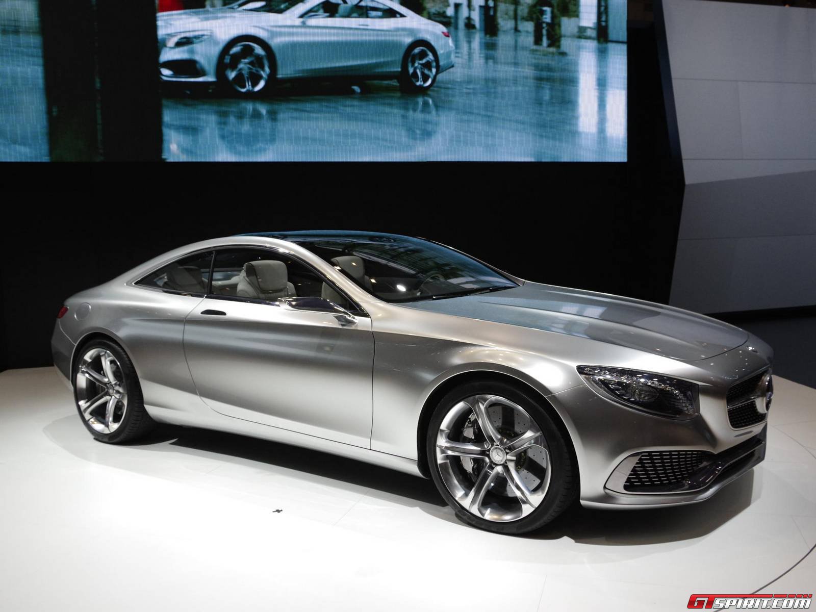 HQ Mercedes-Benz S-Class Coupe Wallpapers | File 185.48Kb