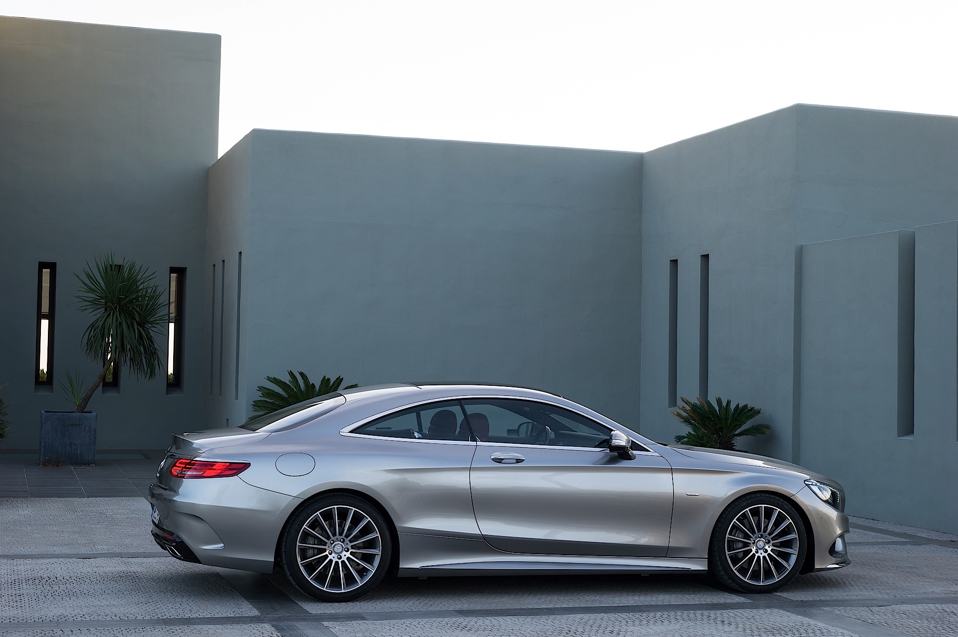 High Resolution Wallpaper | Mercedes-Benz S-Class Coupe 1920x1276 px