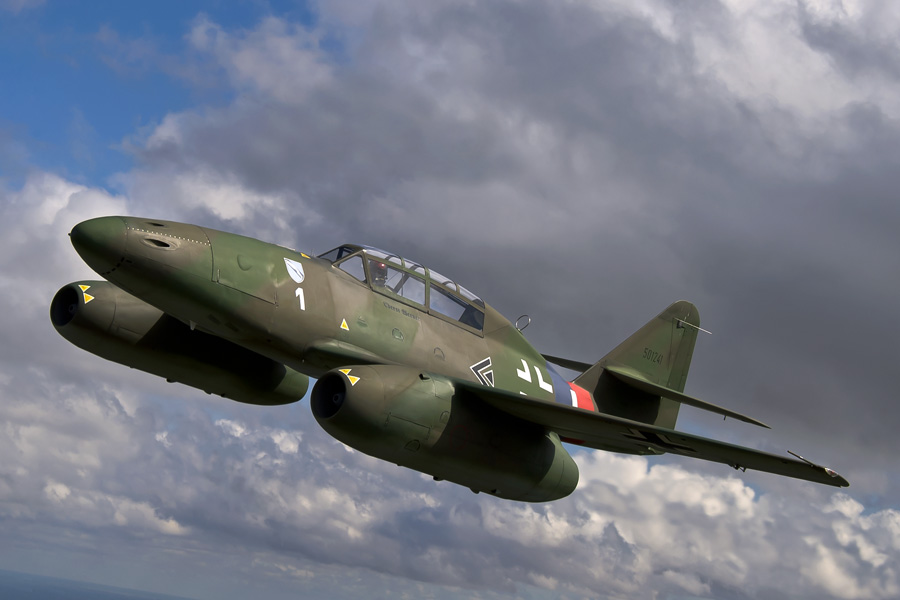900x600 > Messerschmitt Me 262 Wallpapers