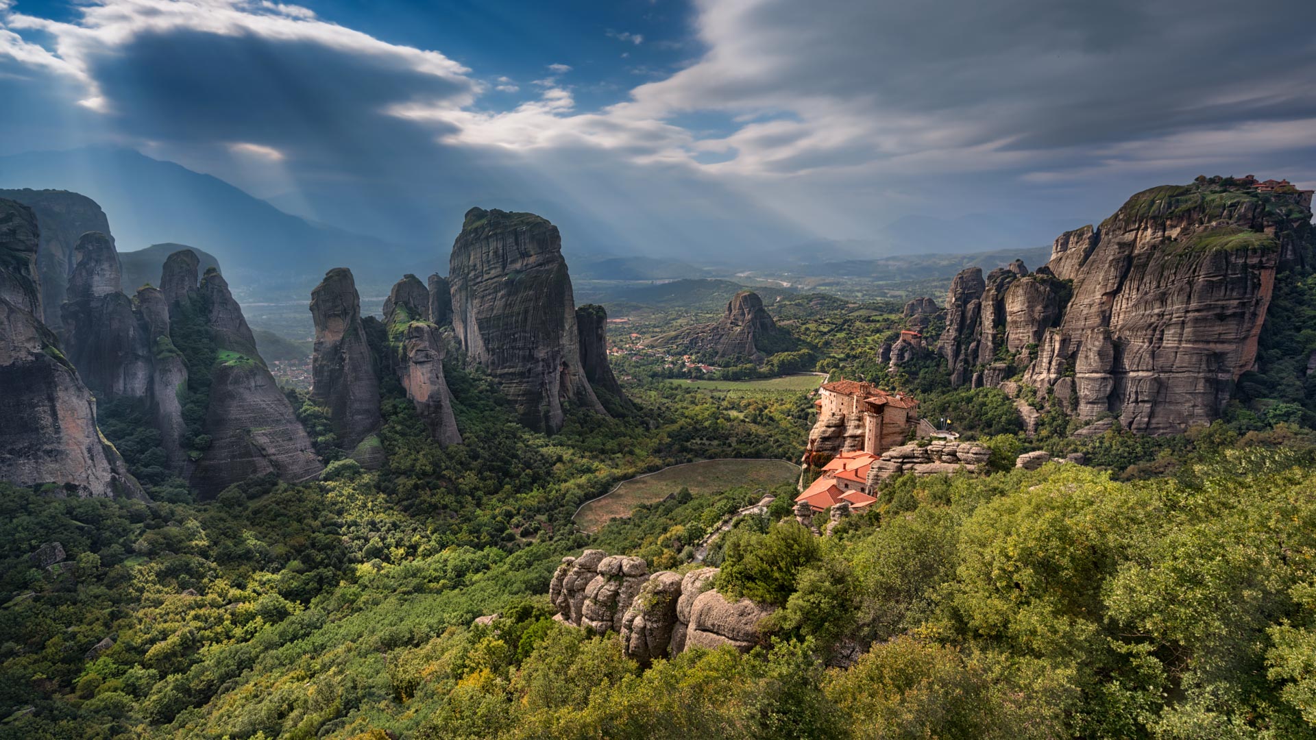 Amazing Meteora Pictures & Backgrounds