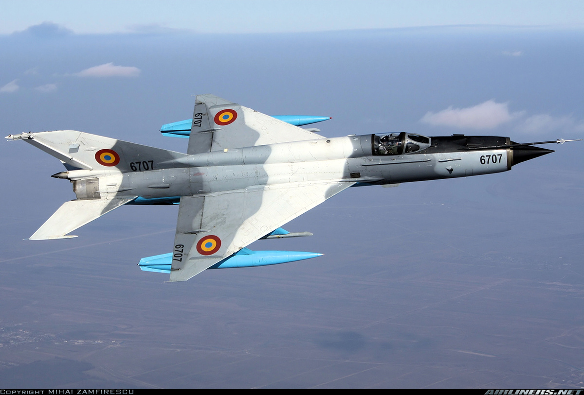 High Resolution Wallpaper | Mikoyan-Gurevich MiG-21 1200x813 px