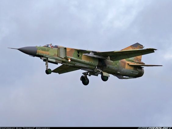Mikoyan-Gurevich MiG-23 Backgrounds, Compatible - PC, Mobile, Gadgets| 564x423 px