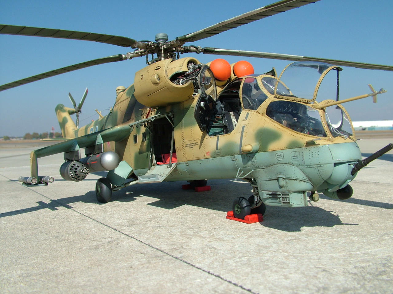 Mil Mi-24 Pics, Military Collection