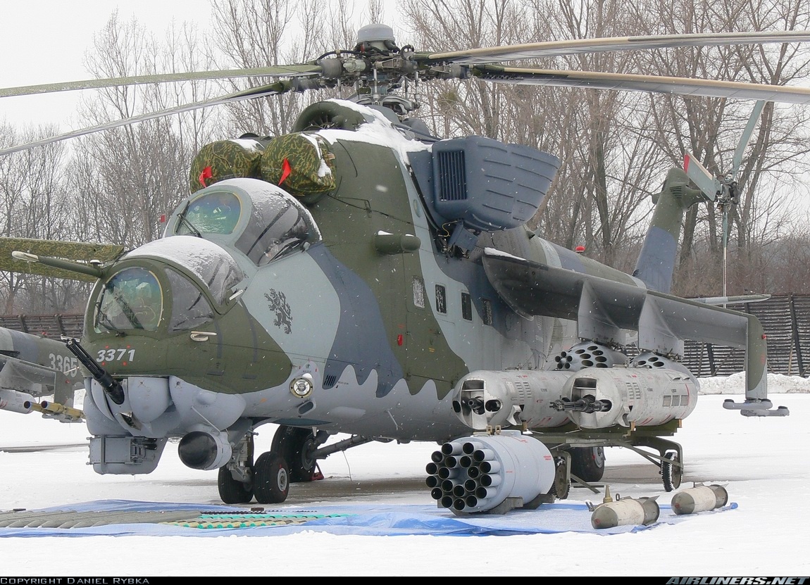 Mil Mi-35 High Quality Background on Wallpapers Vista