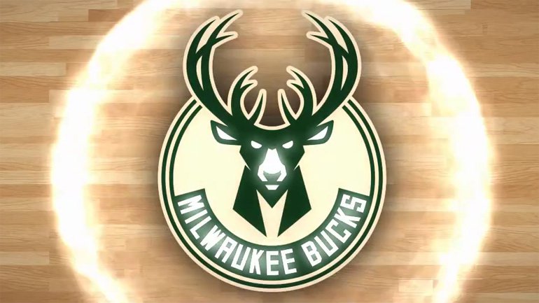 Milwaukee Bucks #18