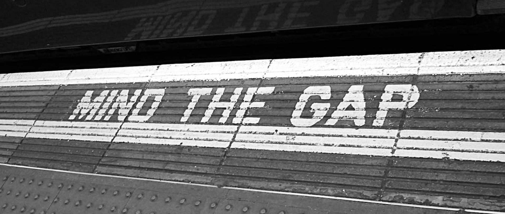 HD Quality Wallpaper | Collection: Comics, 1918x816 Mind The Gap