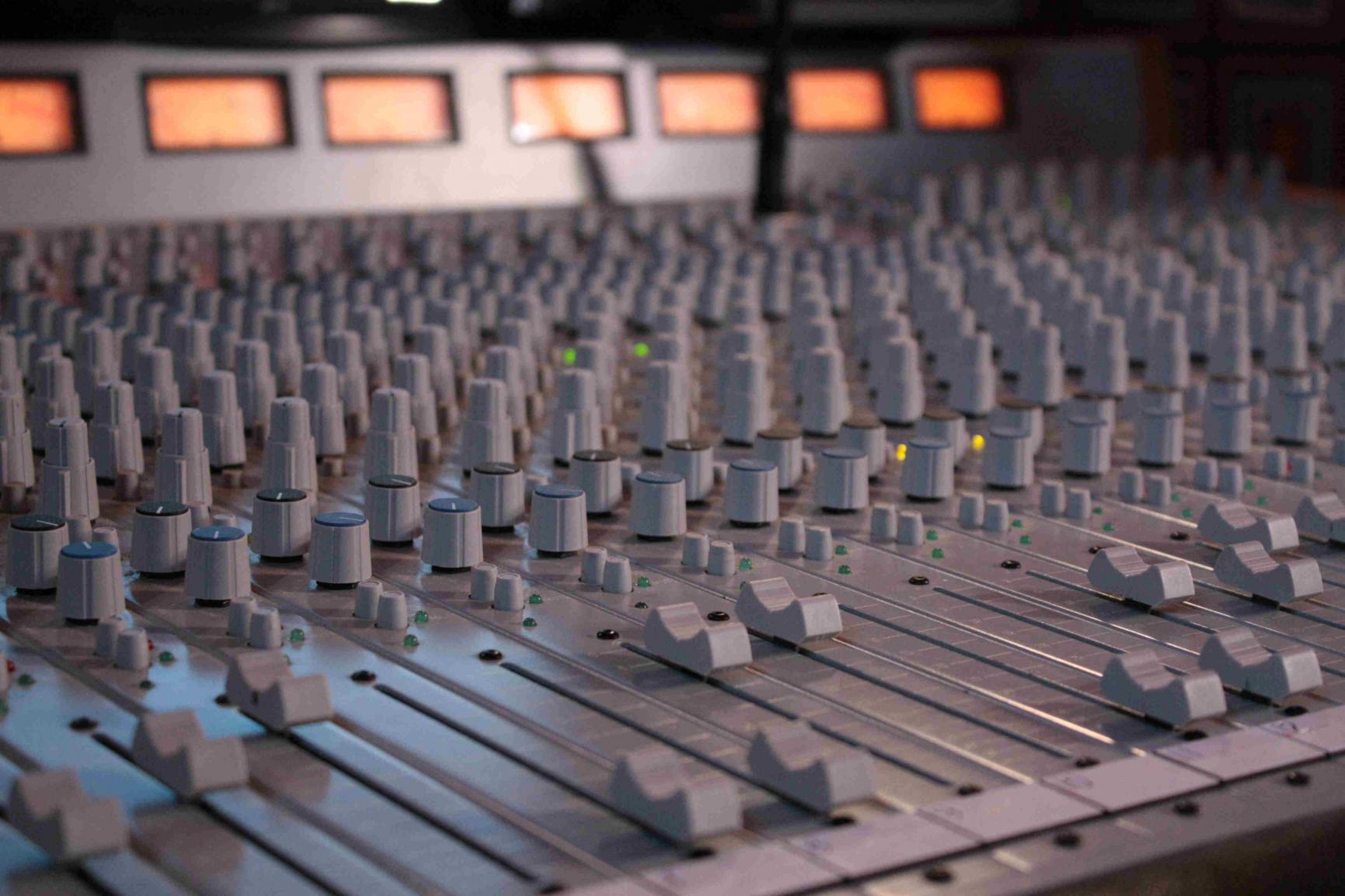 Mixing Console #12