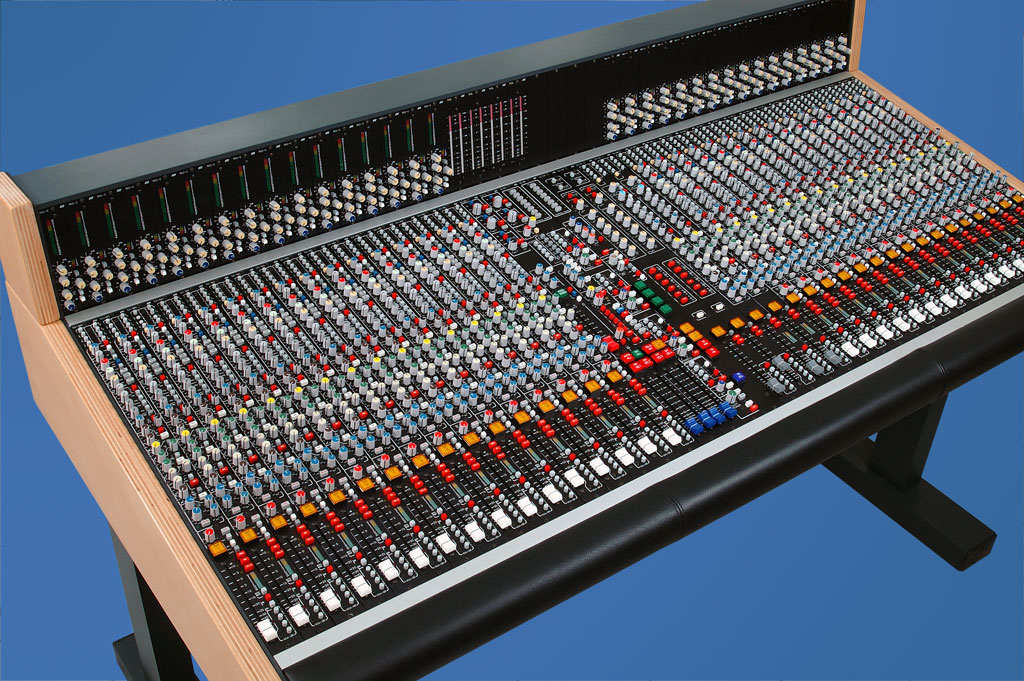 Mixing Console Backgrounds on Wallpapers Vista
