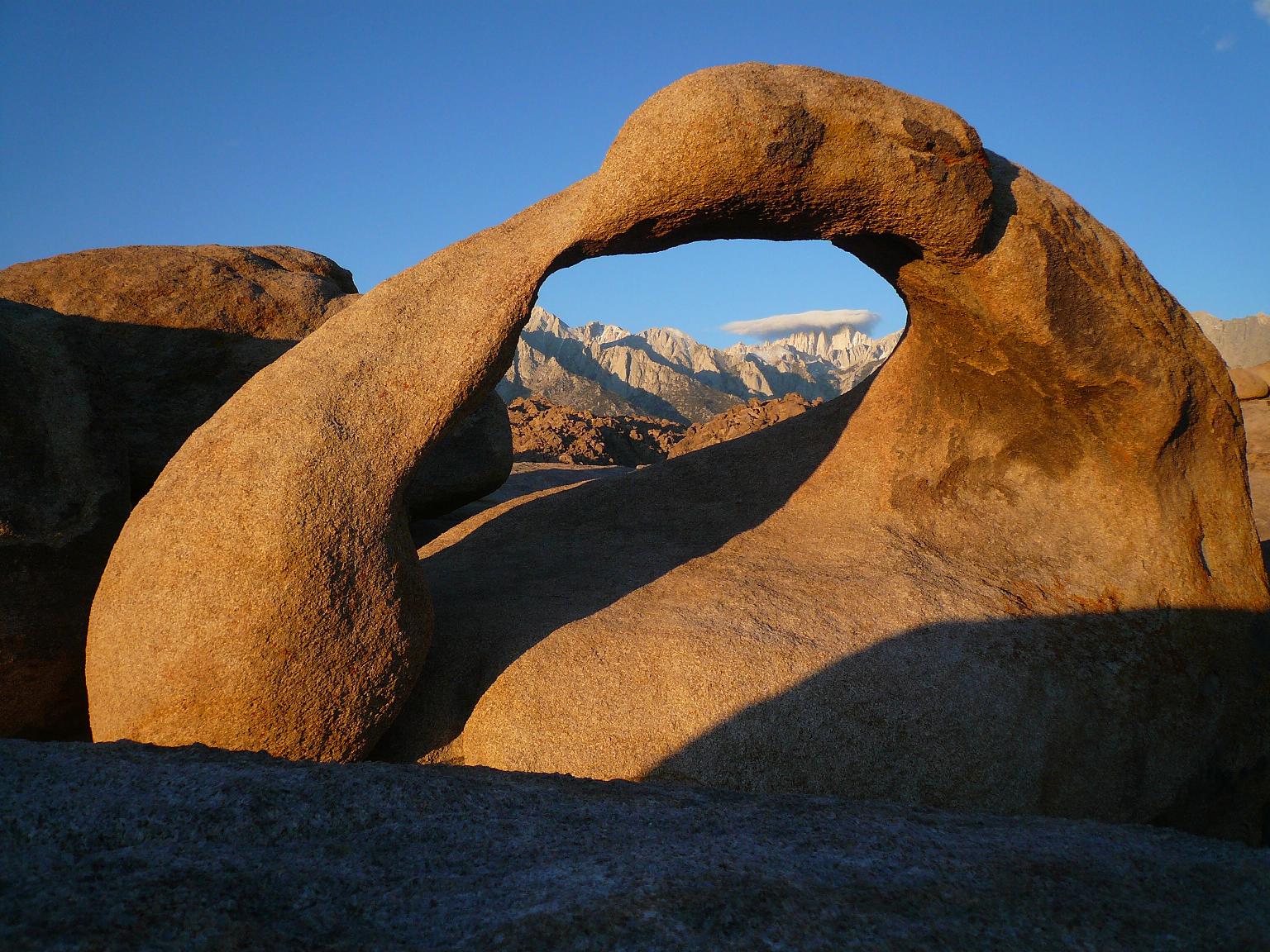 Nice Images Collection: Mobius Arch Desktop Wallpapers