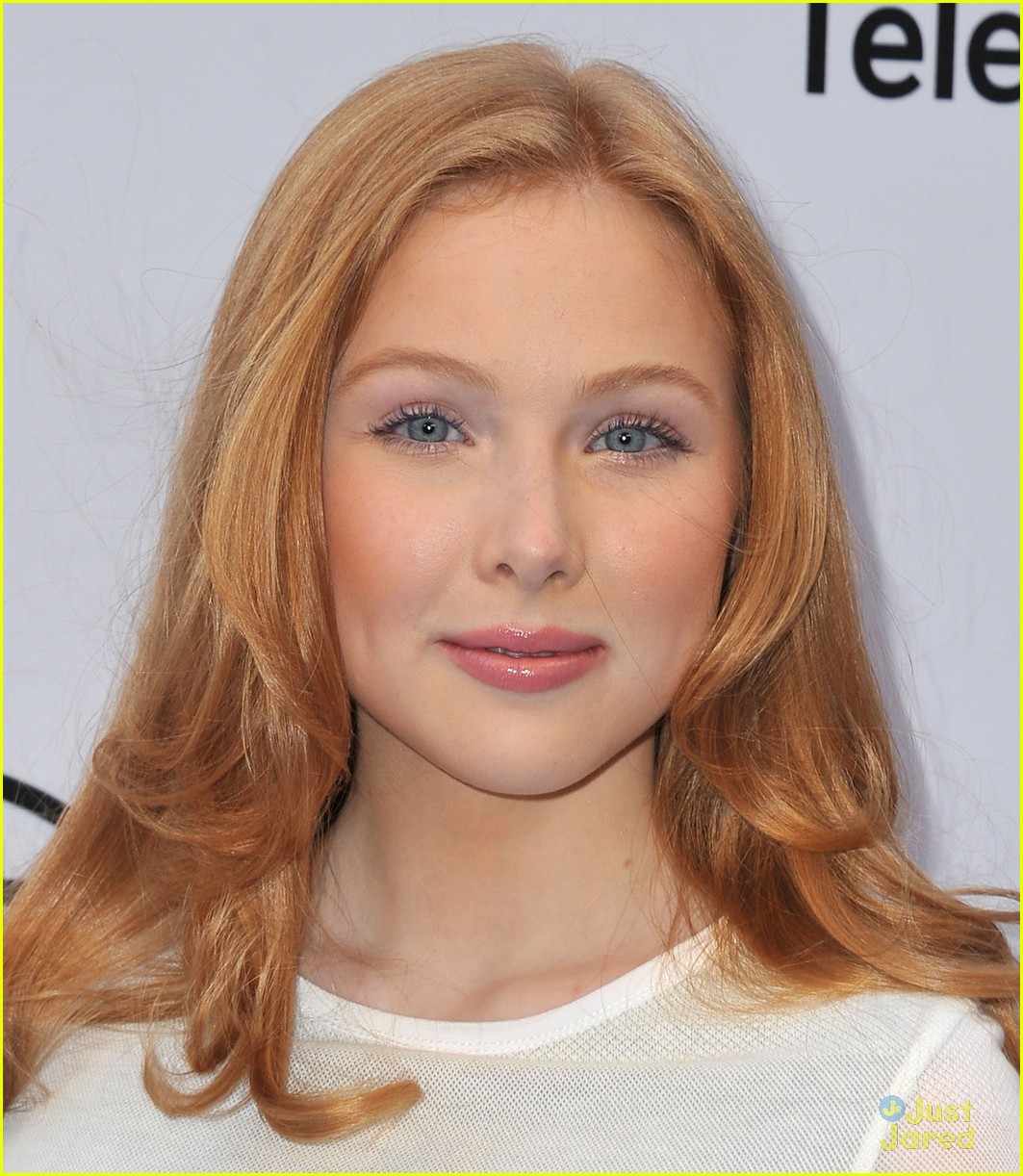 HD Quality Wallpaper | Collection: Celebrity, 1063x1222 Molly Quinn