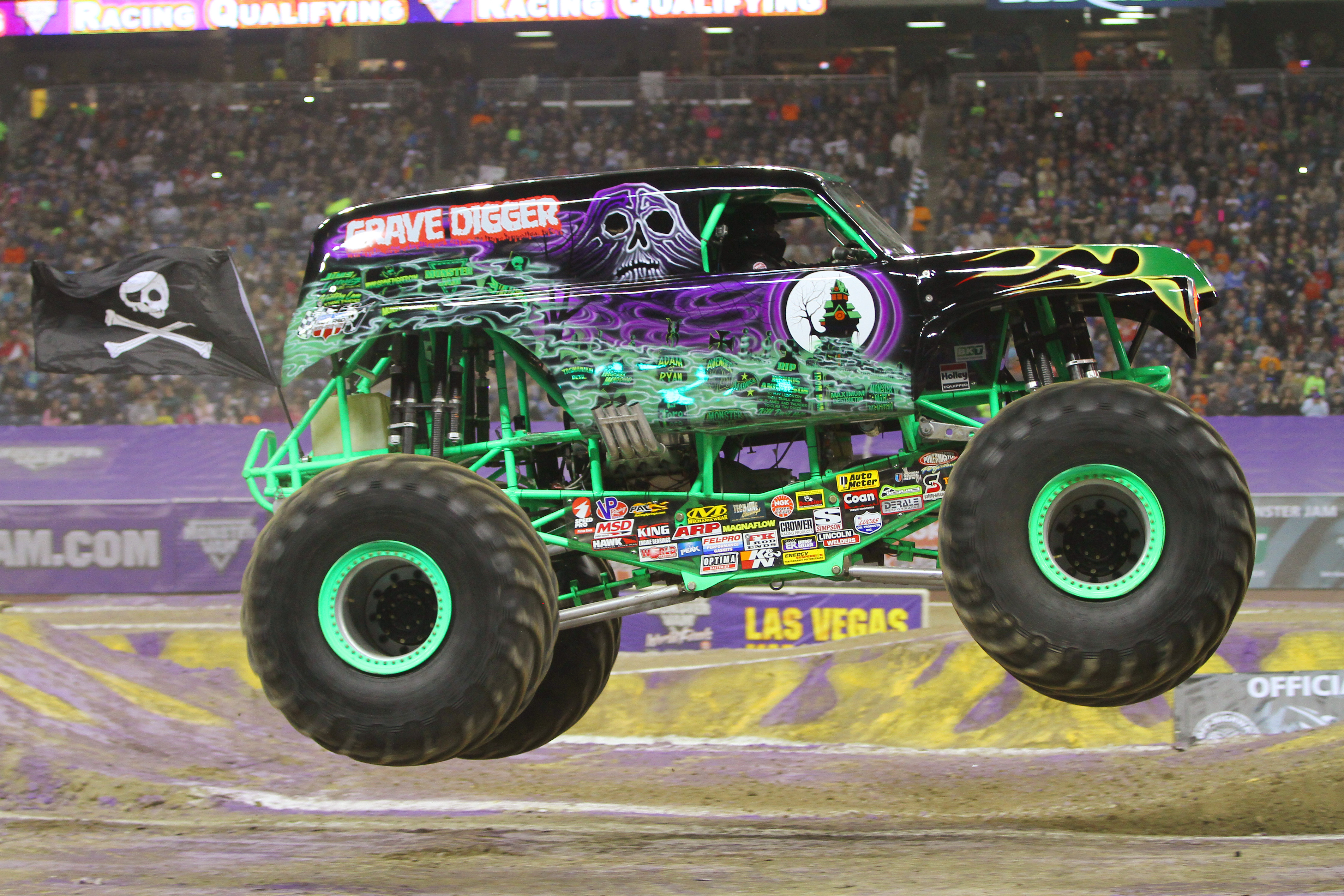 Amazing Monster Trucks Pictures & Backgrounds. 
