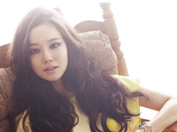 HD Quality Wallpaper | Collection: Women, 619x463 Moon Chae-won