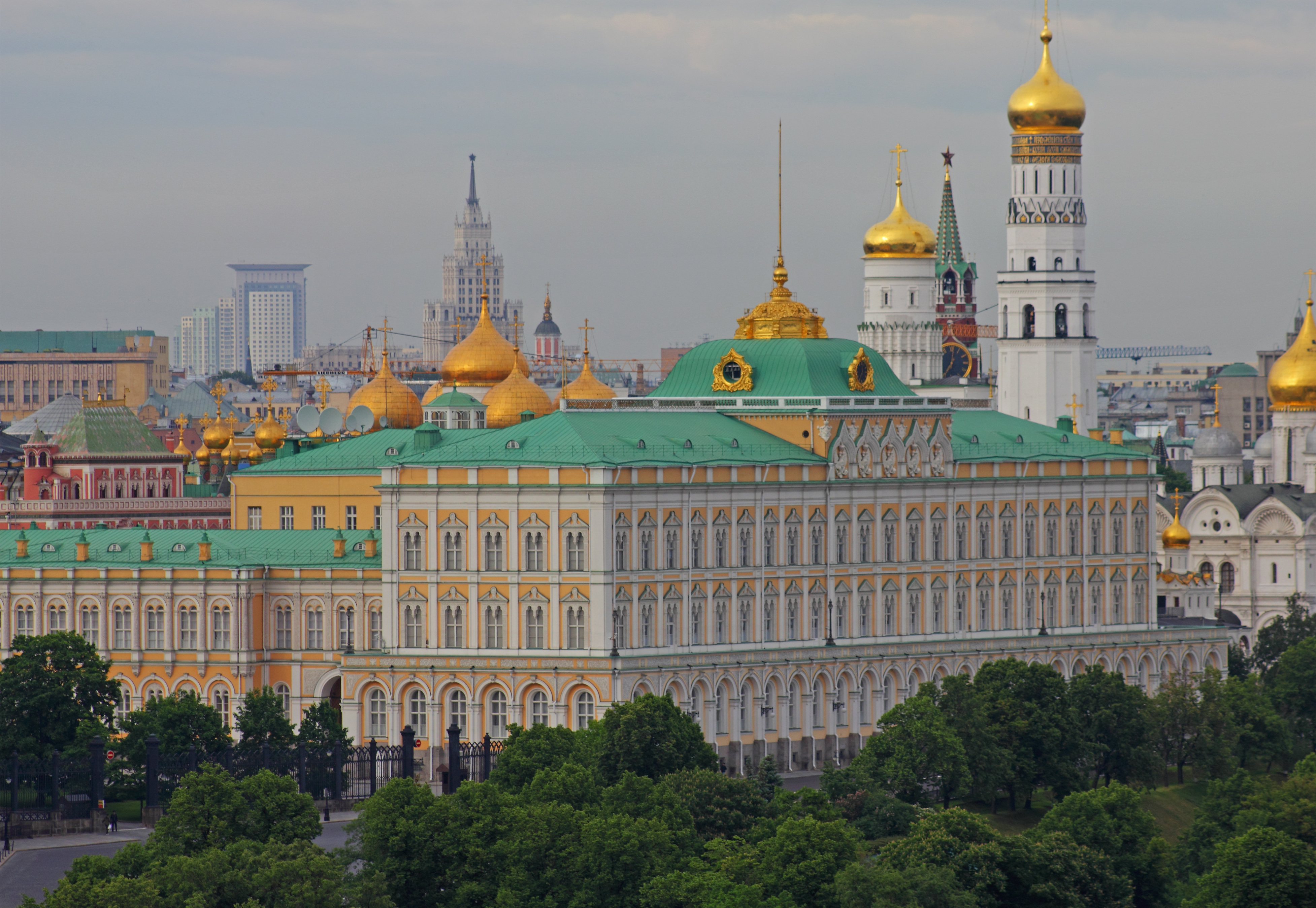 High Resolution Wallpaper | Moscow Kremlin 3908x2697 px