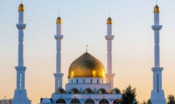 590x350 > Mosque Wallpapers