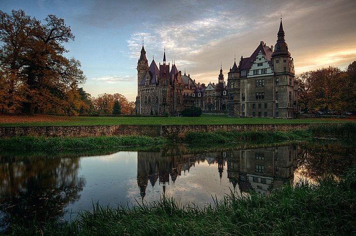 HD Quality Wallpaper | Collection: Man Made, 720x478 Moszna Castle