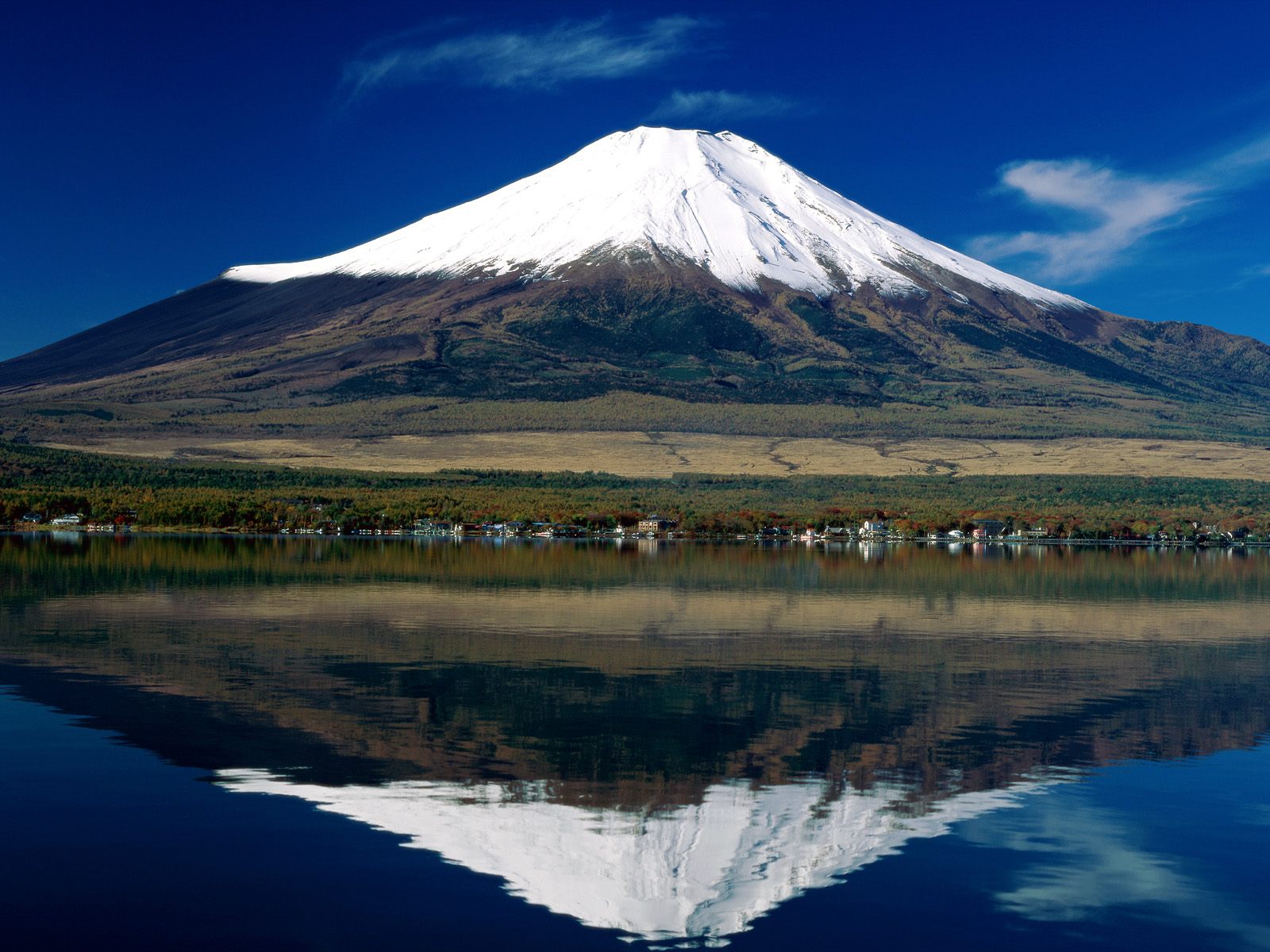 High Resolution Wallpaper | Mount Fuji 1600x1200 px