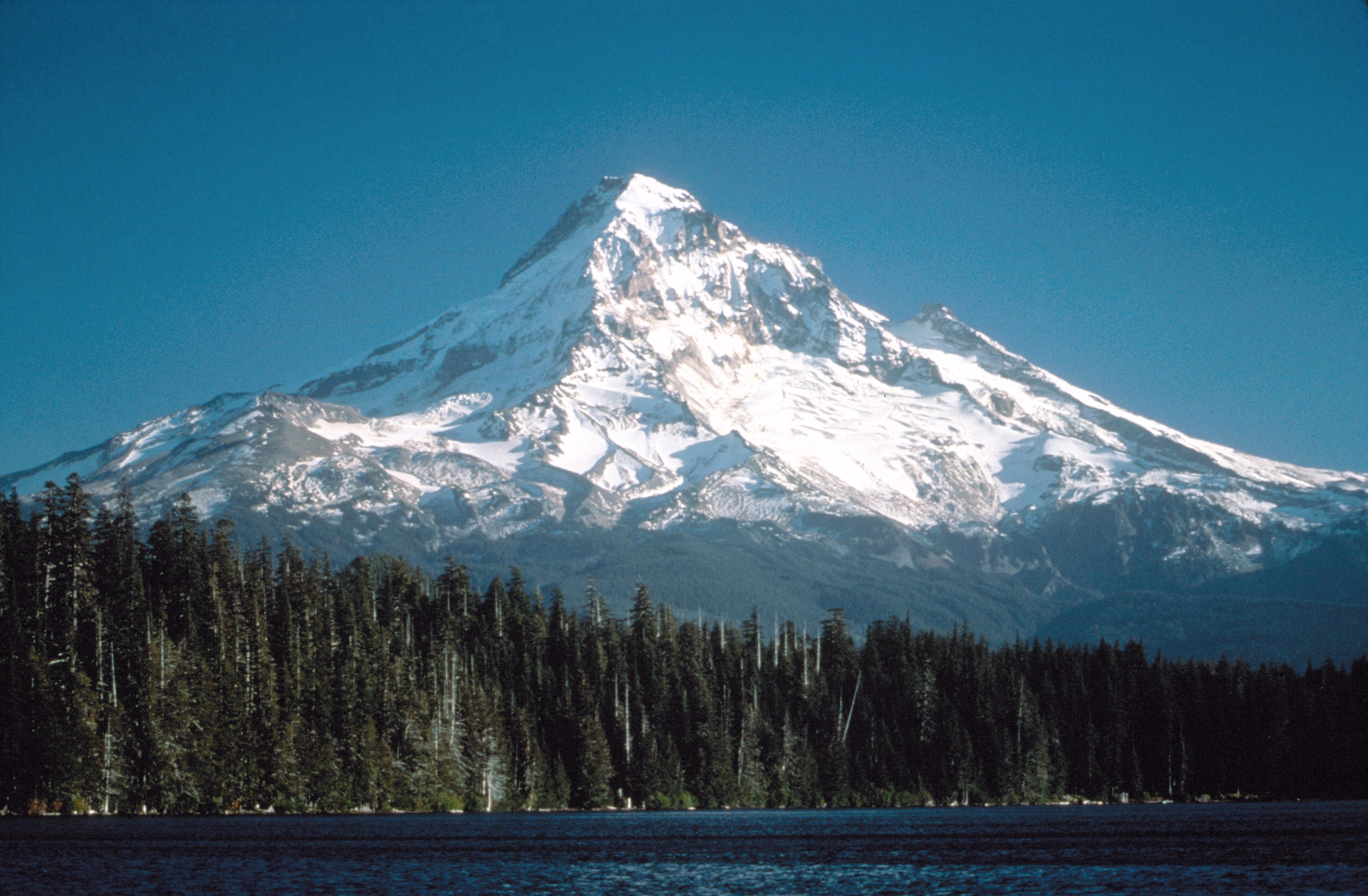 Amazing Mount Hood Pictures & Backgrounds