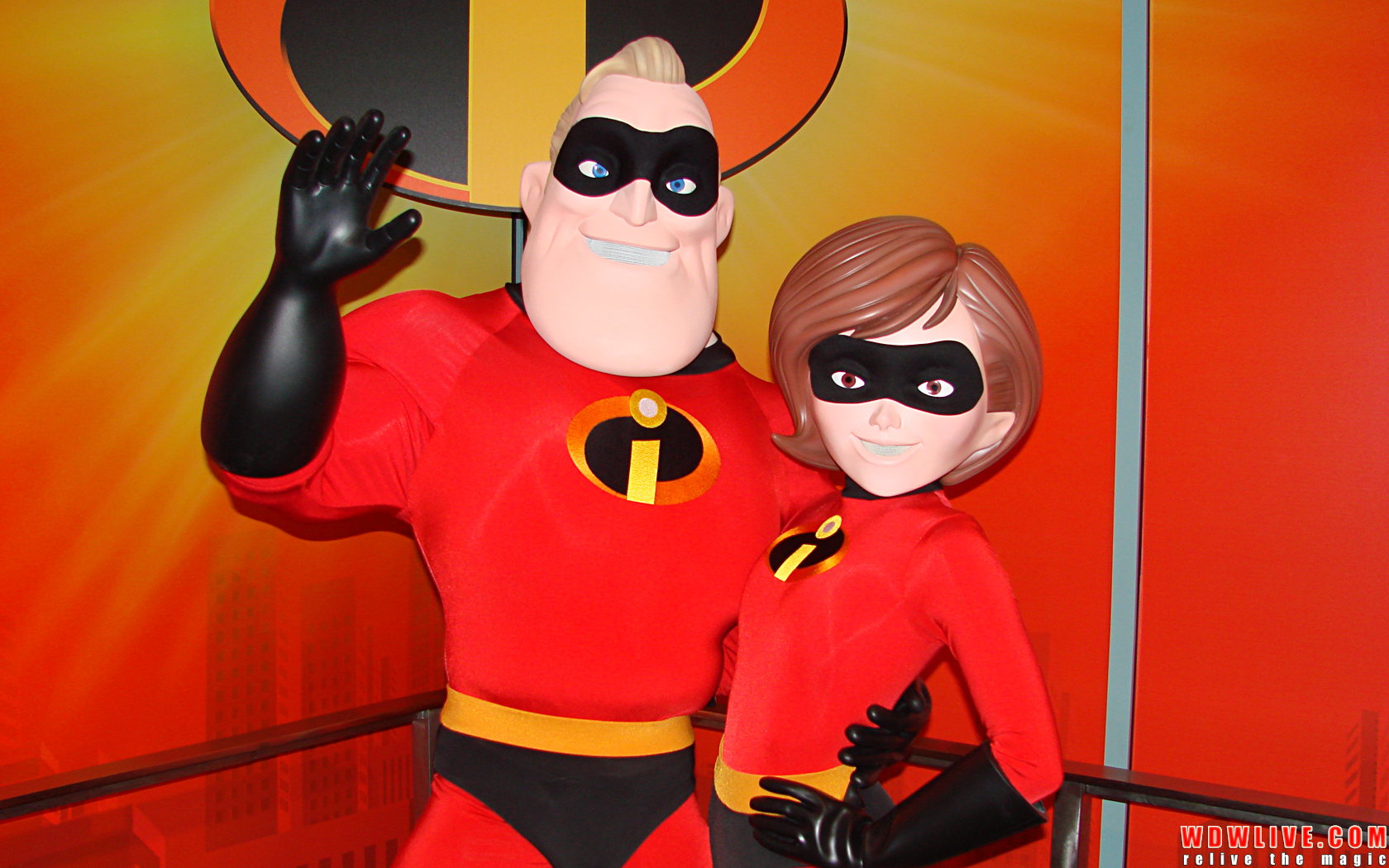 Mr And Mrs Incredible Backgrounds, Compatible - PC, Mobile, Gadgets| 1680x1050 px