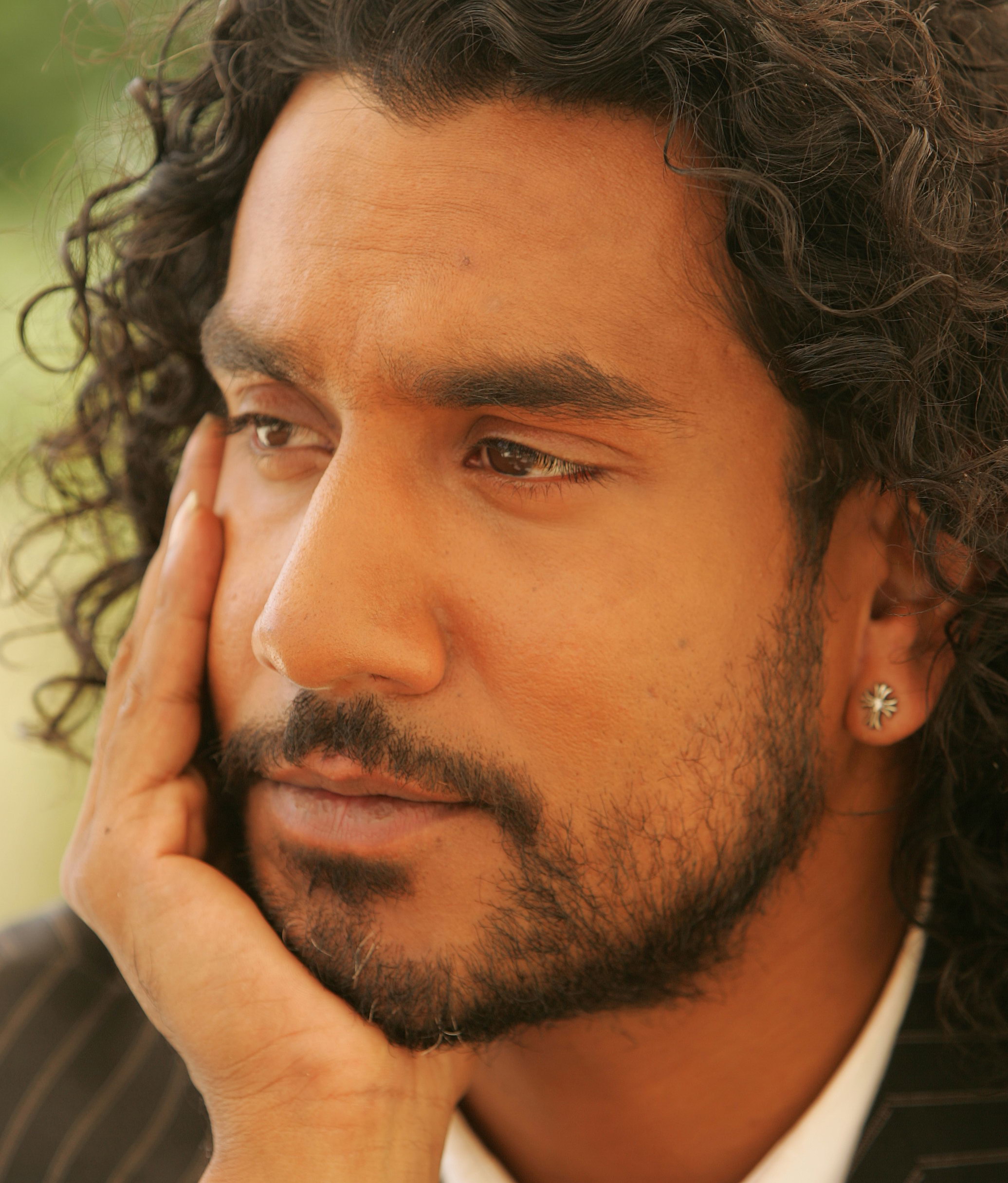 Amazing Naveen Andrews Pictures & Backgrounds