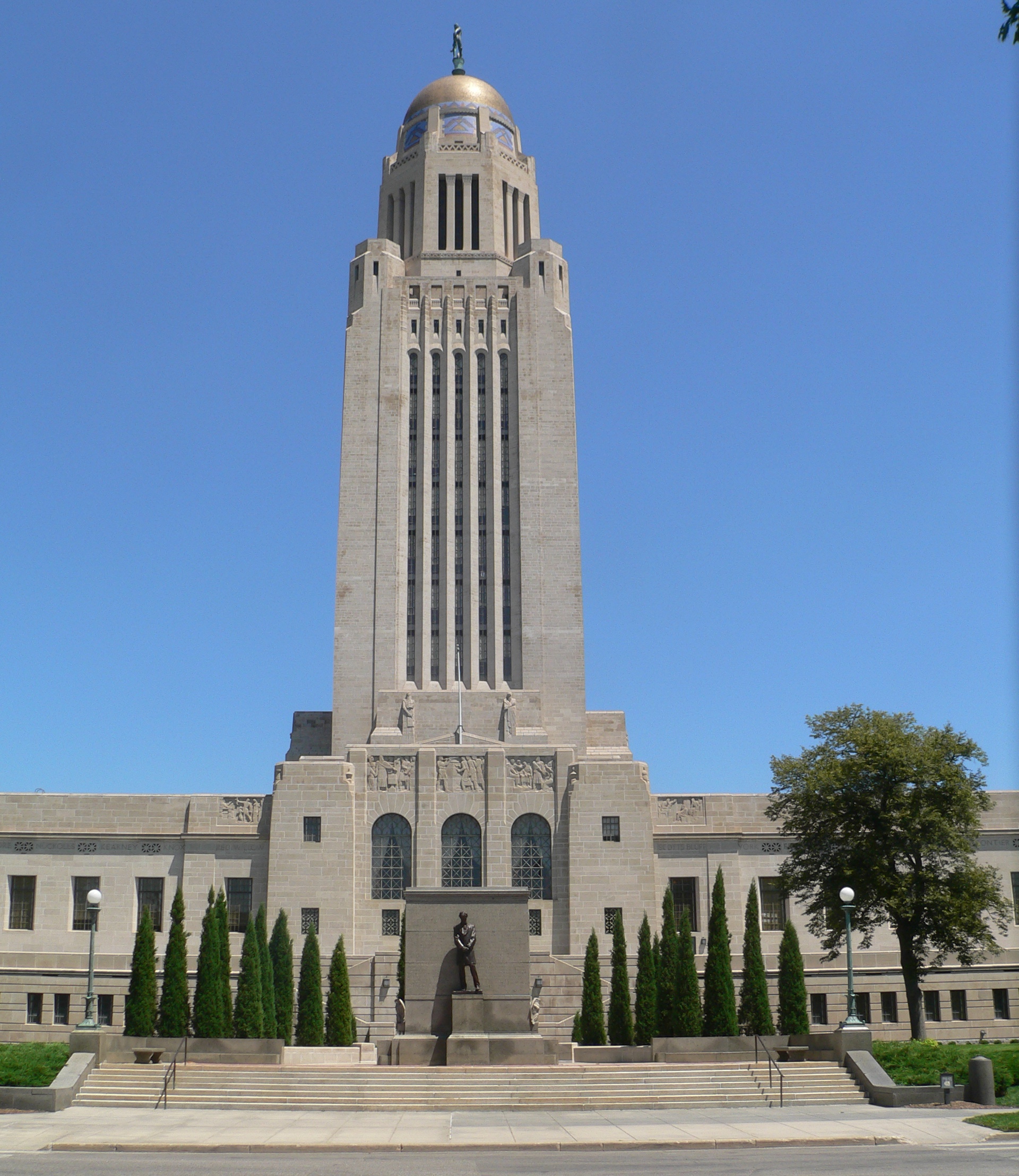 HD Quality Wallpaper | Collection: Man Made, 1920x2217 Nebraska State Capitol