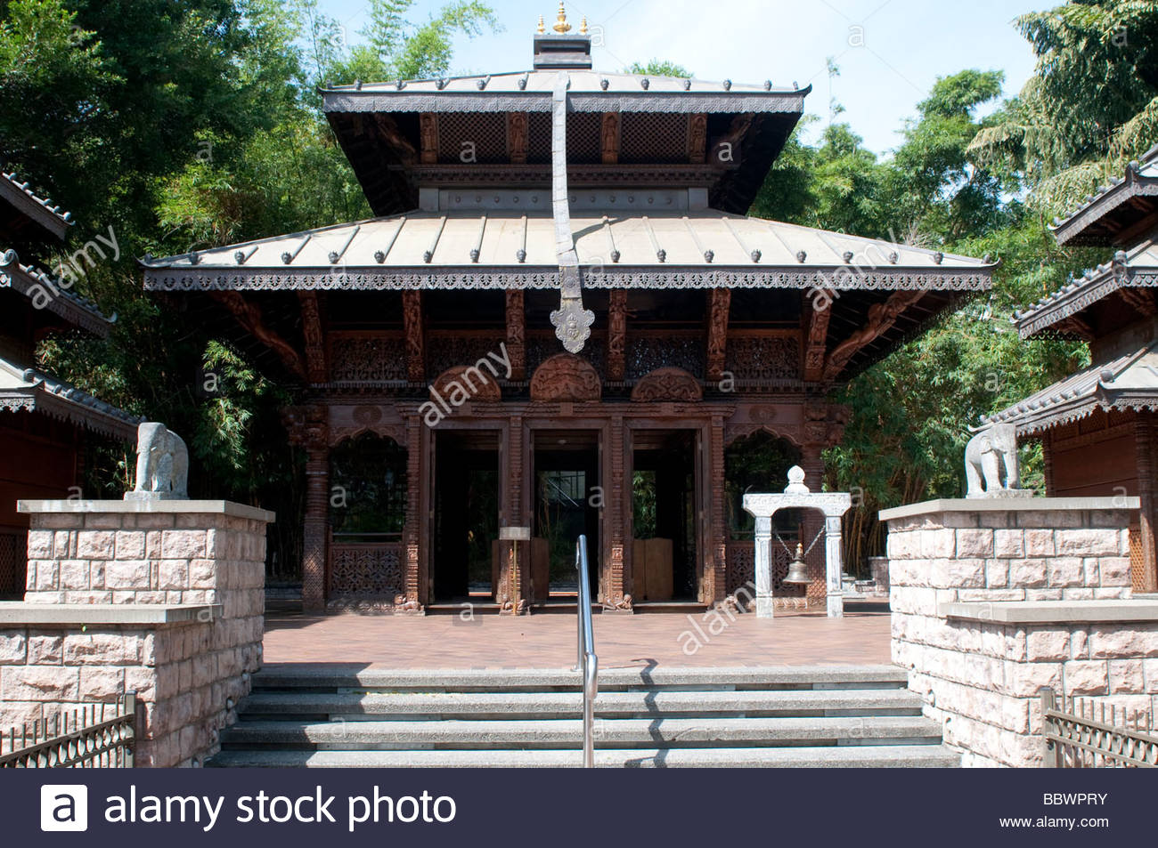 HQ Nepalese Pagoda Wallpapers | File 268.17Kb