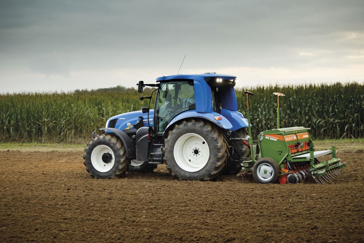 New Holland Tractor High Quality Background on Wallpapers Vista