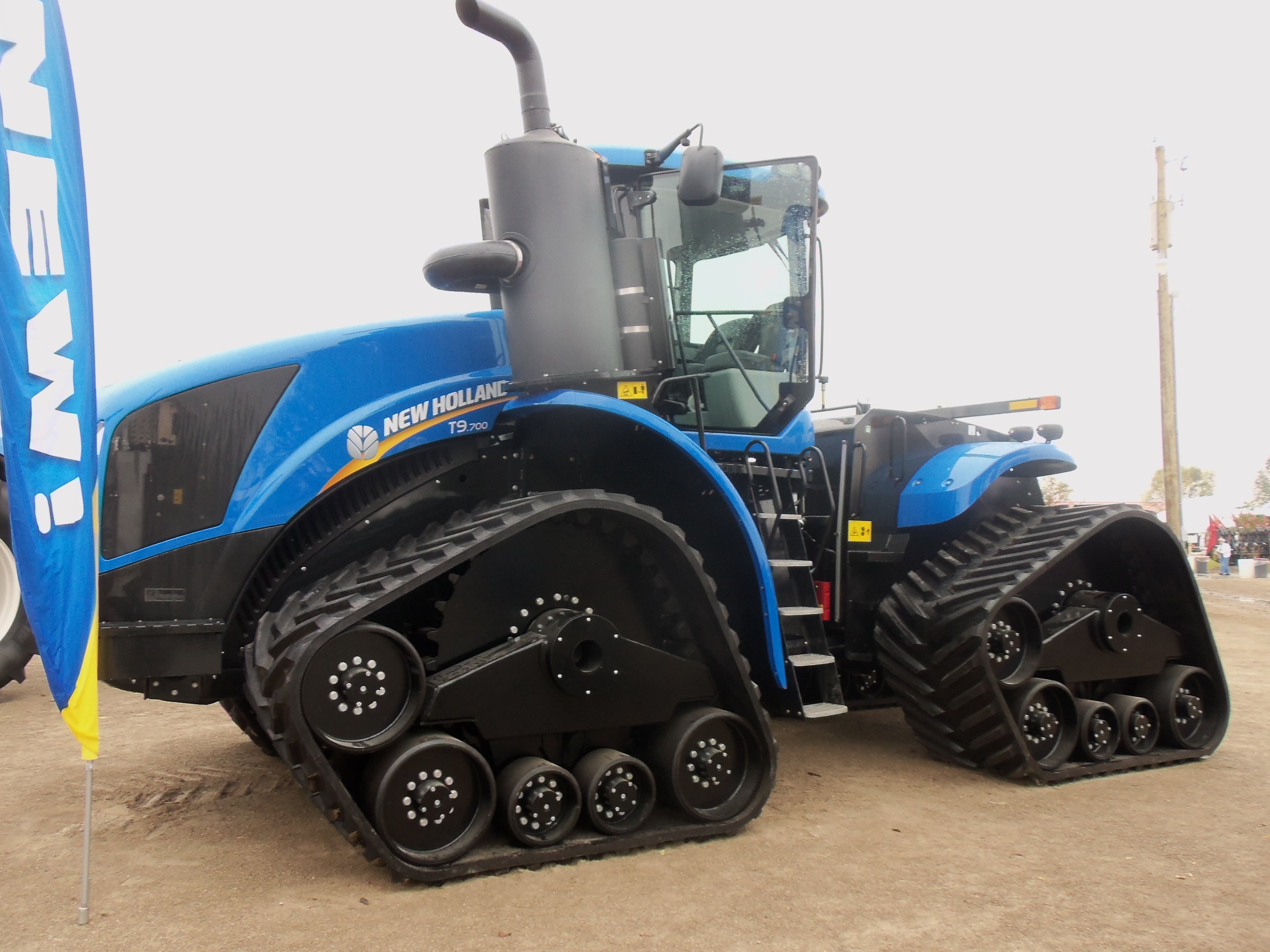 New Holland Tractor #19