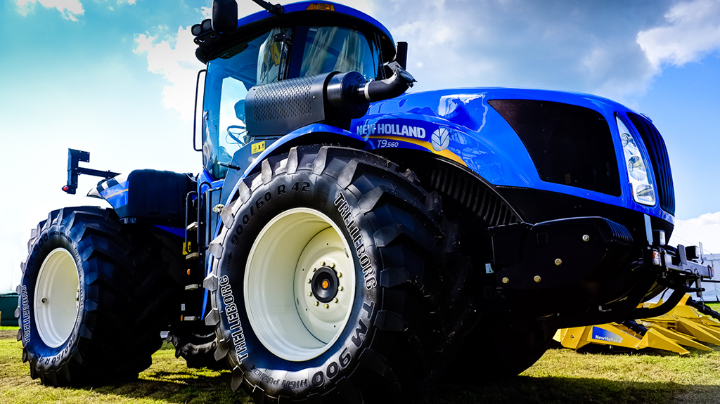 HD Quality Wallpaper | Collection: Vehicles, 1024x575 New Holland
