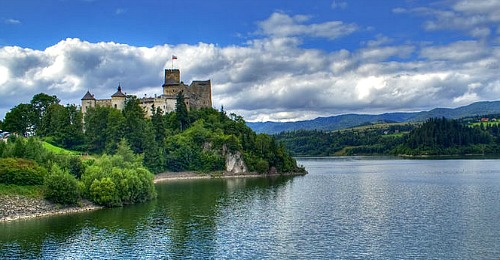 Amazing Niedzica Castle Pictures & Backgrounds
