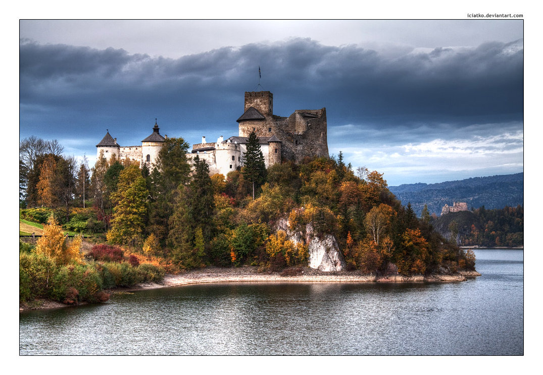 Images of Niedzica Castle | 1075x743