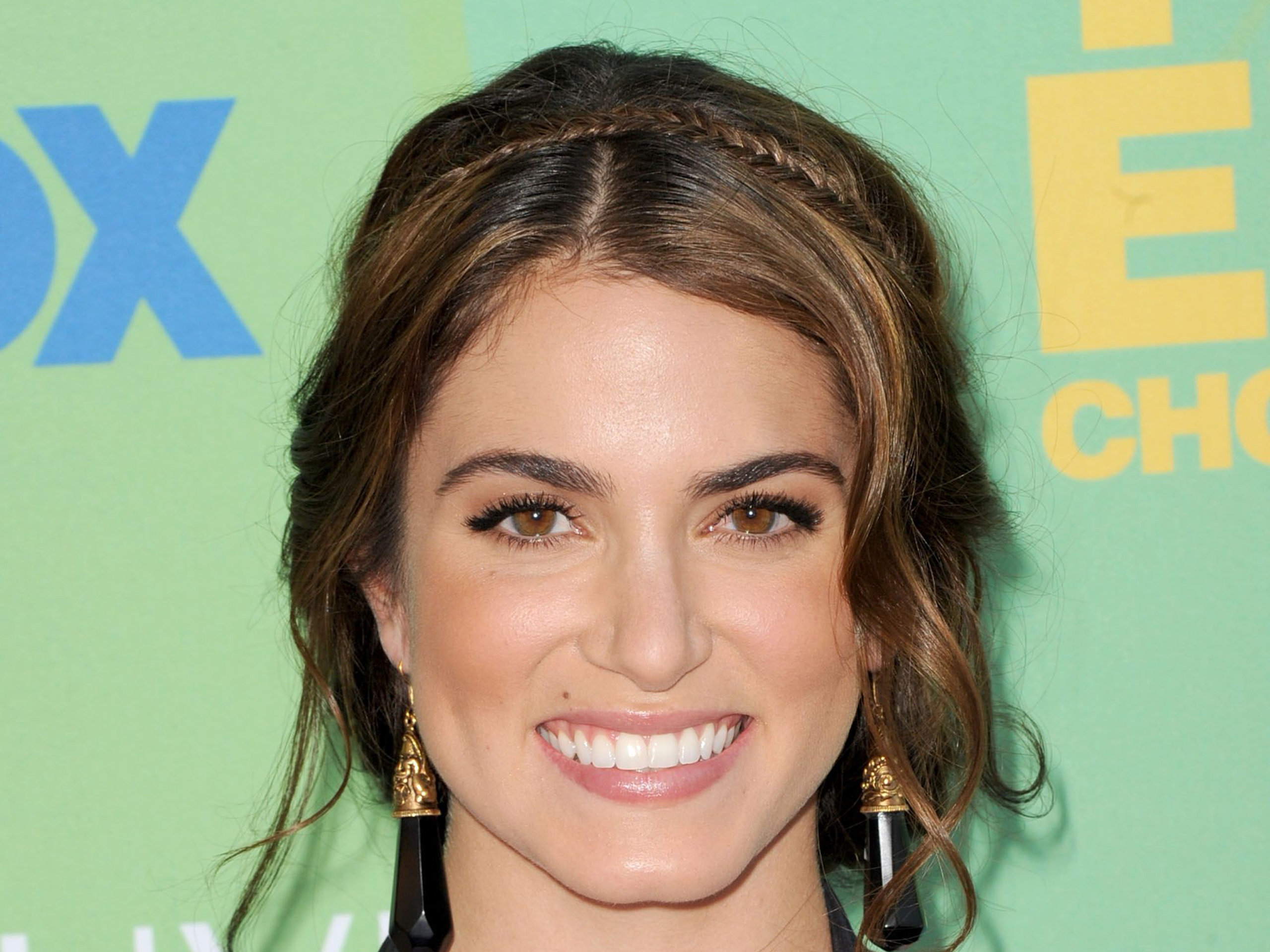 Amazing Nikki Reed Pictures & Backgrounds