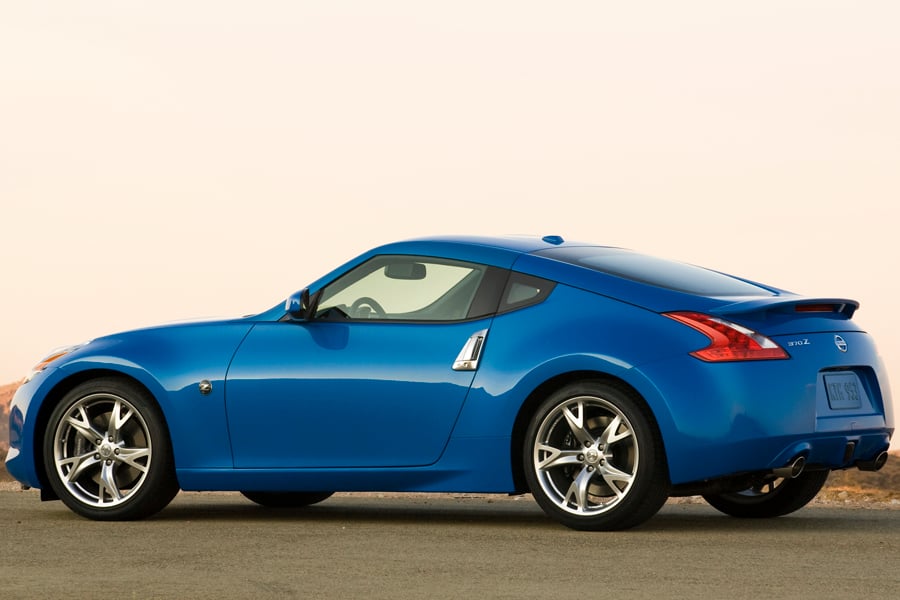 Amazing Nissan 370Z Pictures & Backgrounds