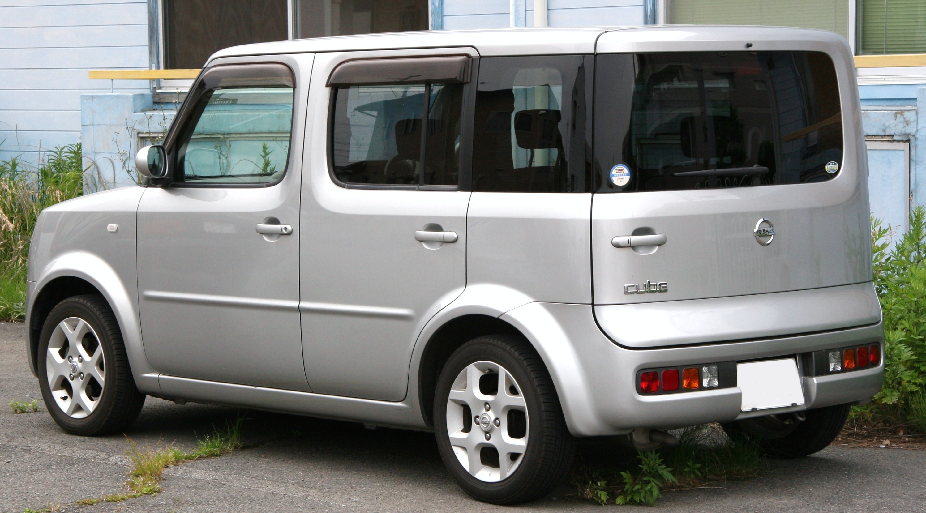 Amazing Nissan Cube Pictures & Backgrounds