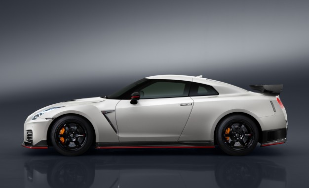 Nissan GT-R Nismo Backgrounds on Wallpapers Vista