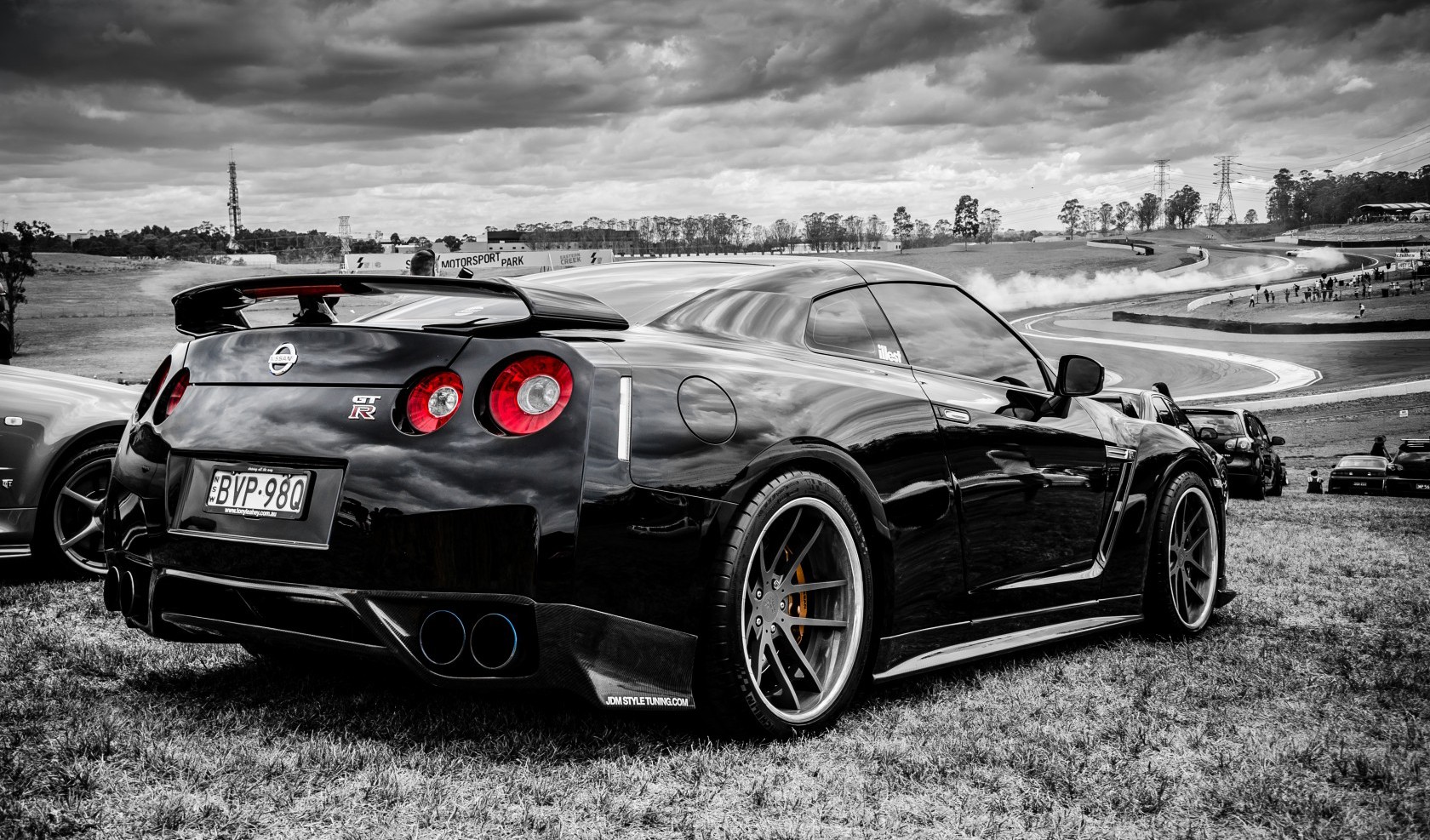 Amazing Nissan Skyline GT-R Pictures & Backgrounds