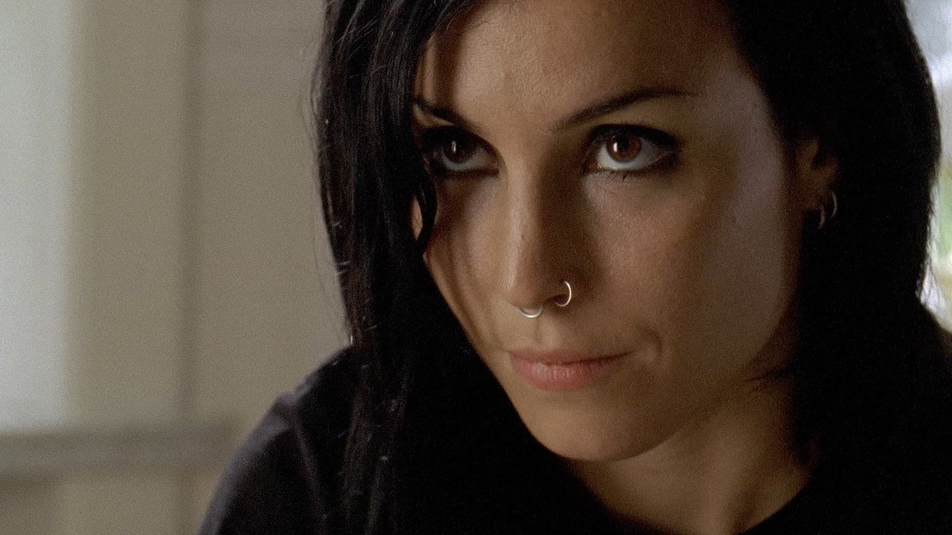 Noomi Rapace #10