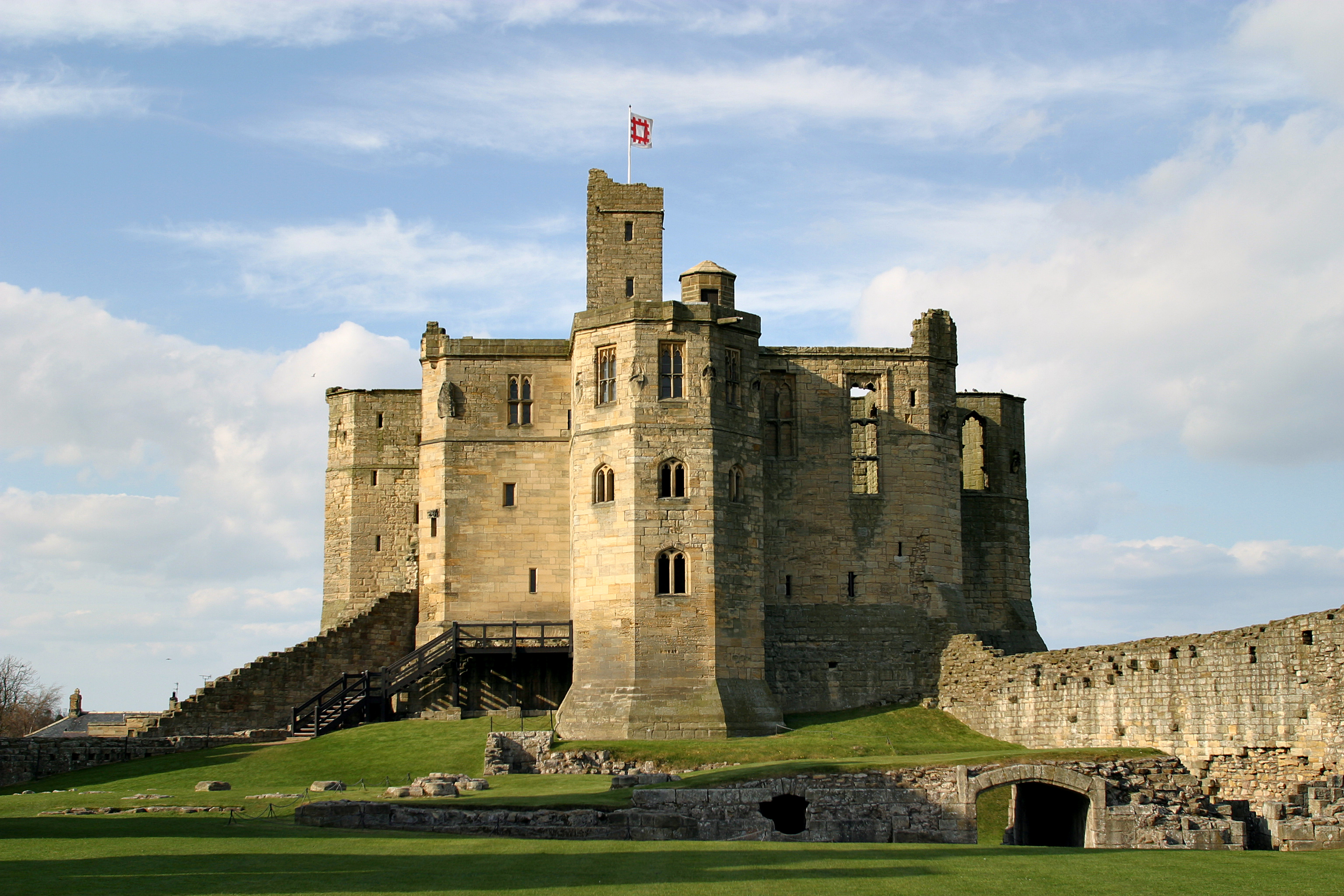 Northumberland Castle Backgrounds, Compatible - PC, Mobile, Gadgets| 3072x2048 px