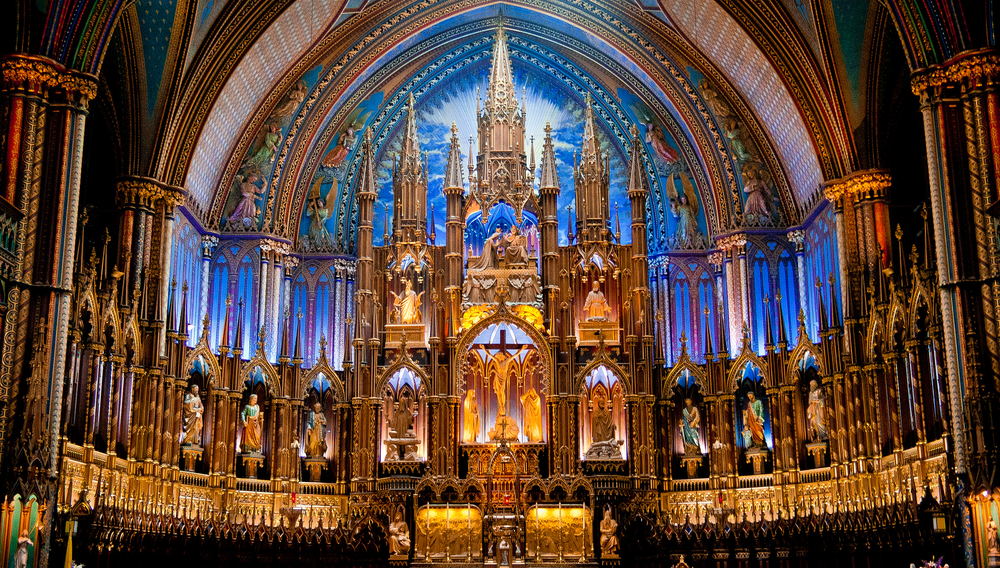 2048x1163 > Notre Dame Basilica In Montreal Wallpapers