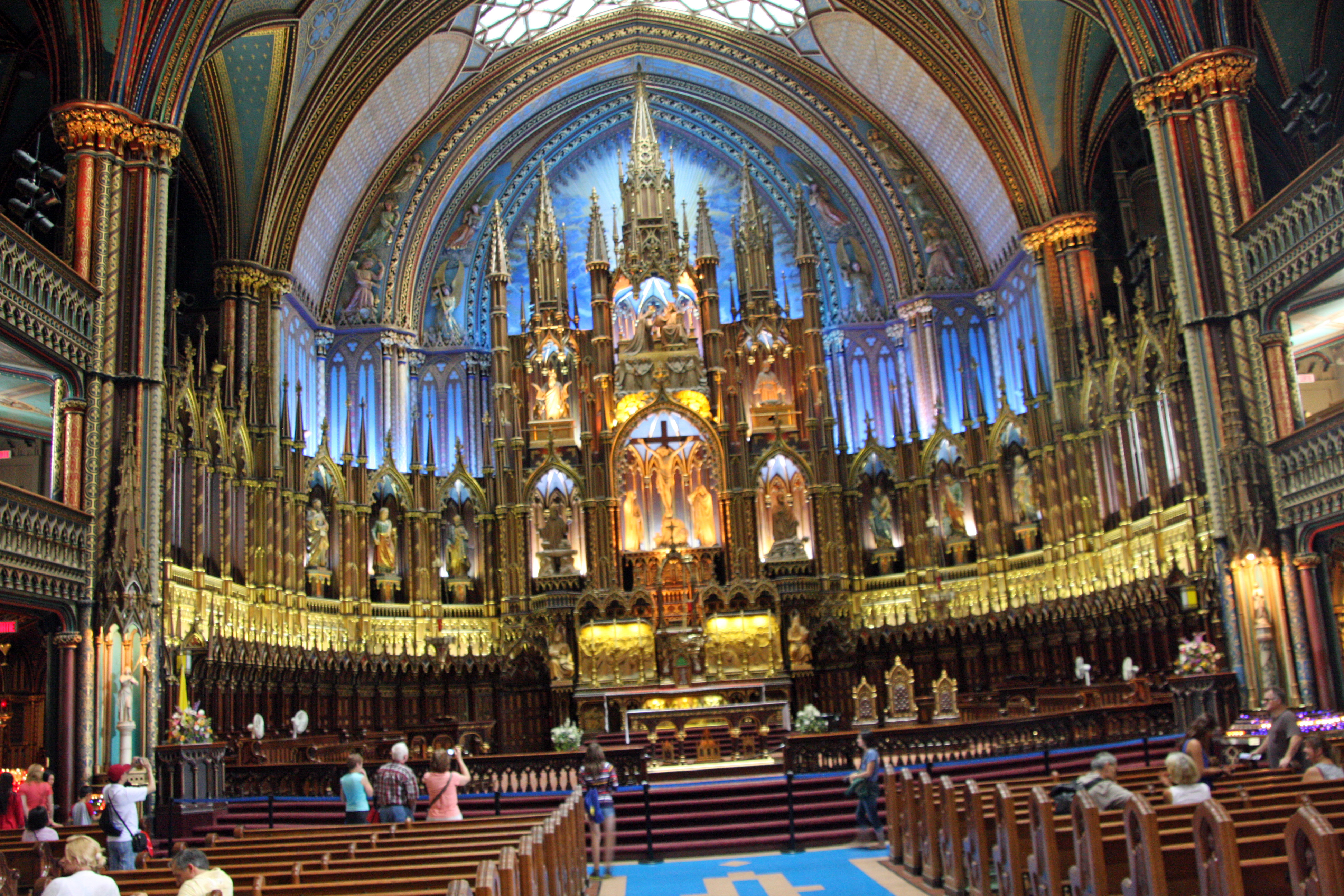 Amazing Notre Dame Basilica In Montreal Pictures & Backgrounds