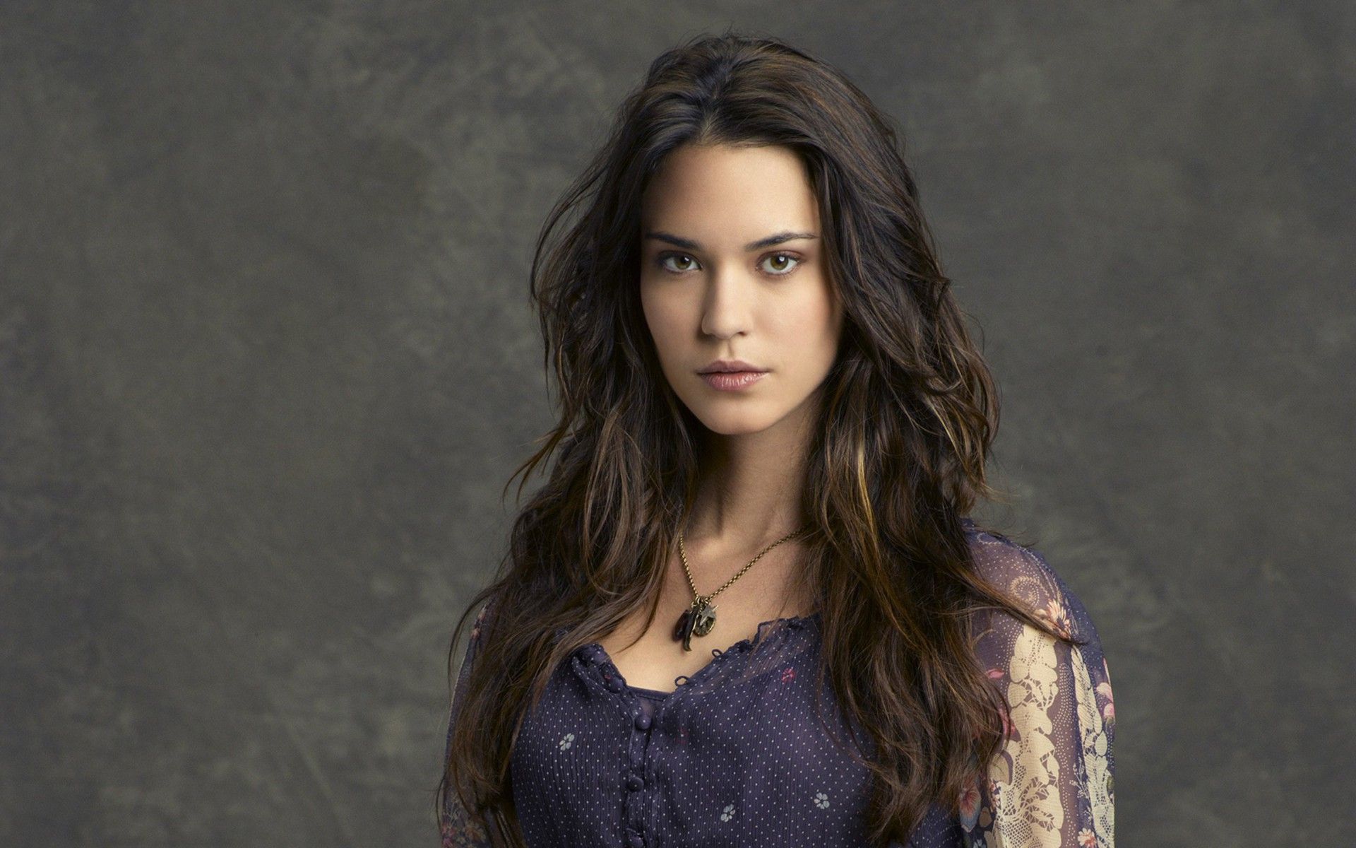 Odette Annable #5