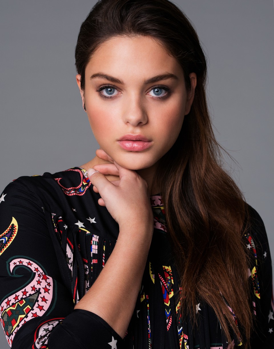 HD Quality Wallpaper | Collection: Celebrity, 960x1222 Odeya Rush