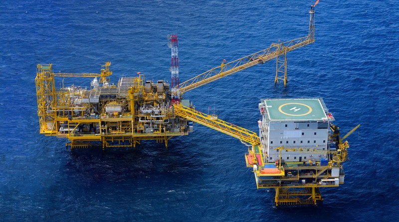 HD Quality Wallpaper | Collection: Man Made, 800x445 Oil Platform