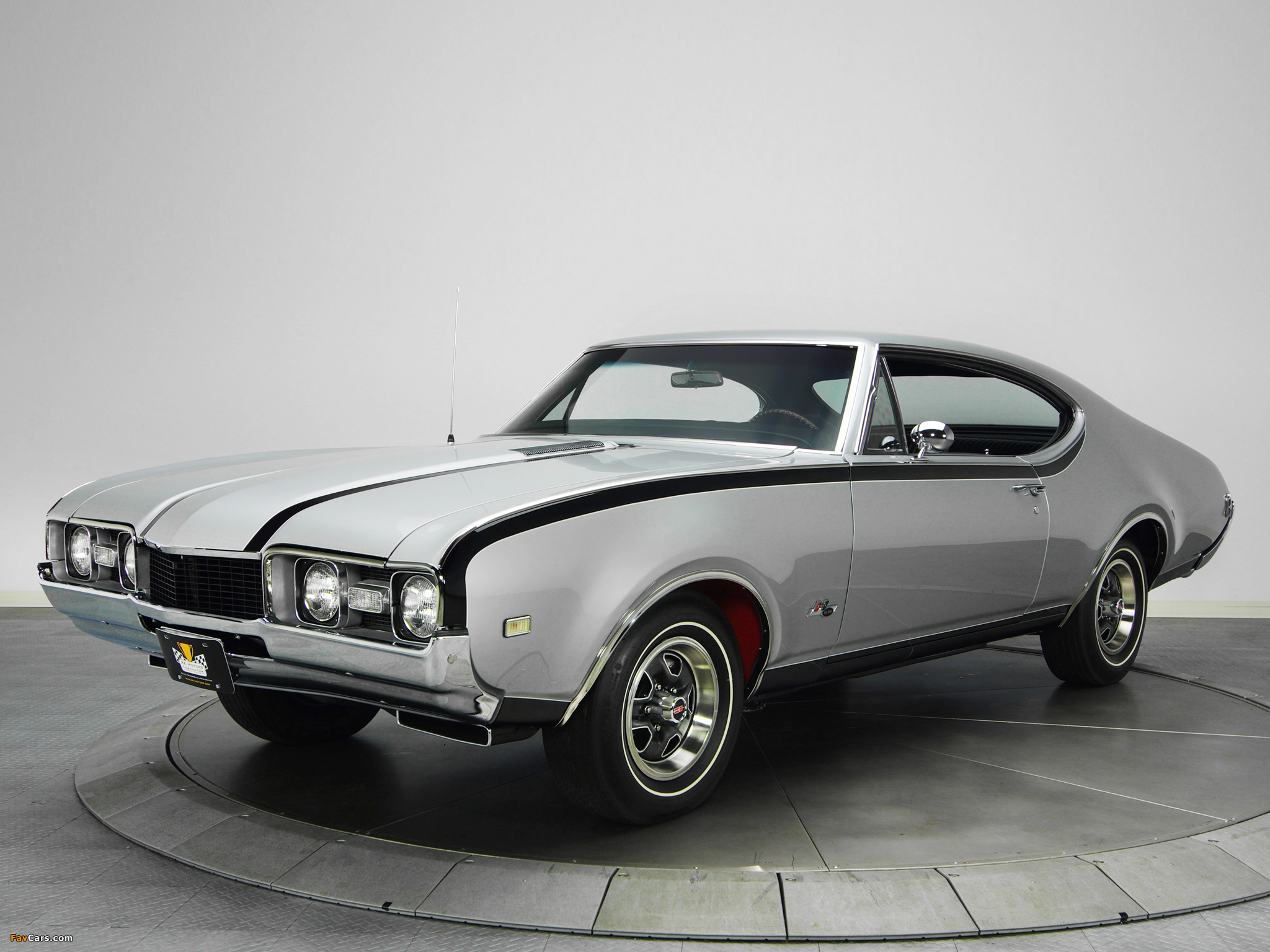 HD Quality Wallpaper | Collection: Vehicles, 2048x1536 Oldsmobile 442 Hurst