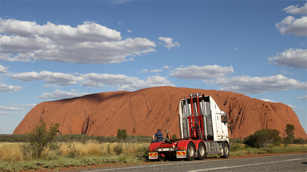 Amazing Outback Truckers Pictures & Backgrounds